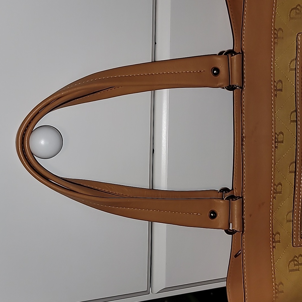Dooney & Bourke - Picture 6 of 15